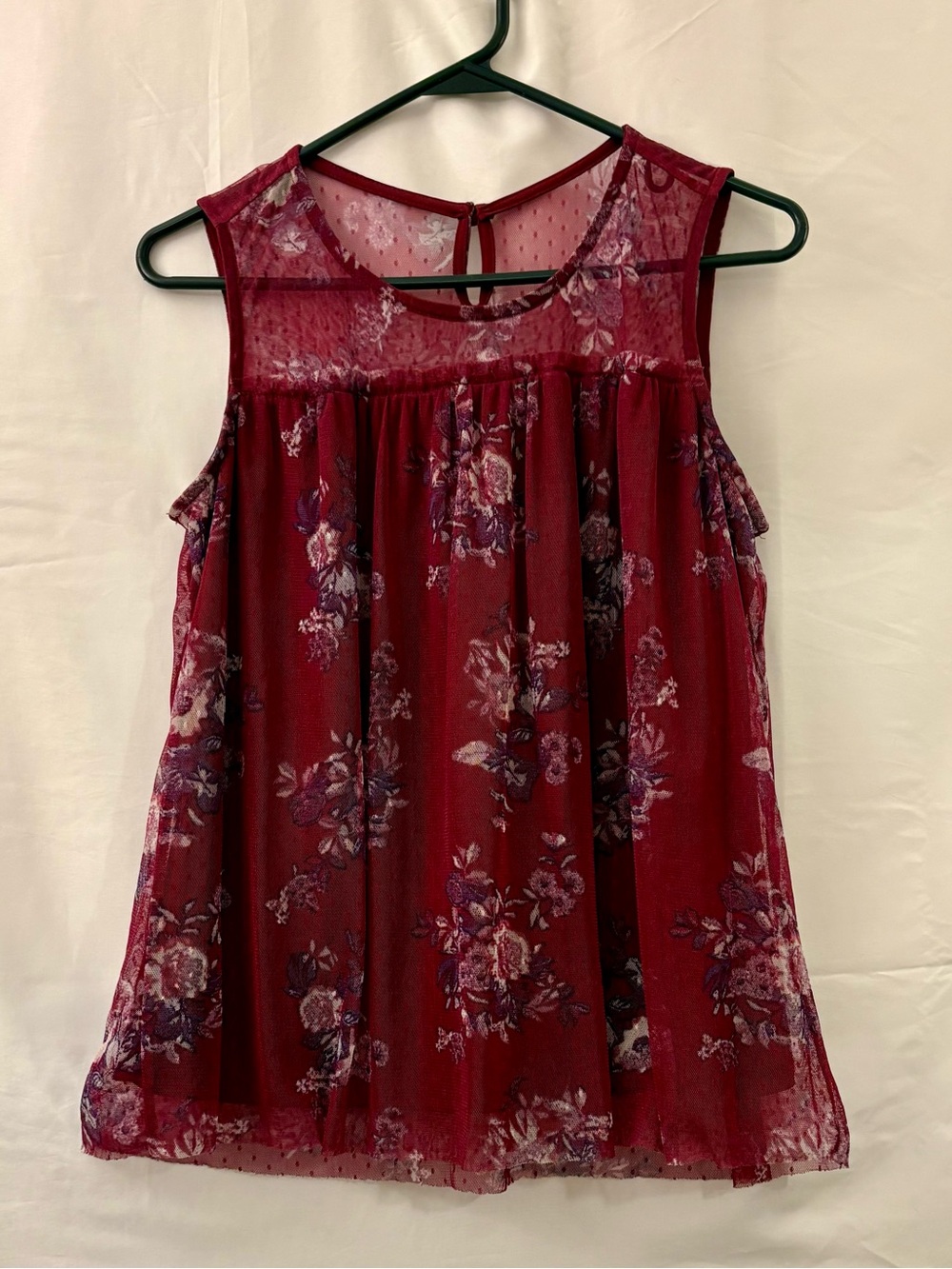 Source Unknown Burgundy Floral Lace Yoke Tank